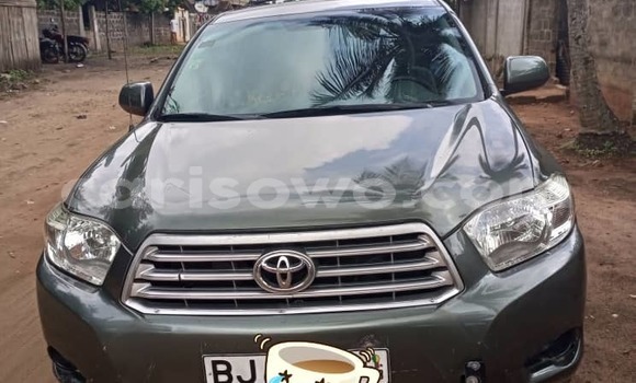 Sayi Na hannu Toyota Highlander Brown Mota in Cotonou a Benin Sayi Na hannu Toyota Highlander Brown Mota in Cotonou a Benin