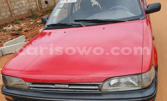 Ra Àlòkù Toyota Corolla Red Ọkọ̀ in Abomey Calavi ni Benin Ra Àlòkù Toyota Corolla Red Ọkọ̀ in Abomey Calavi ni Benin