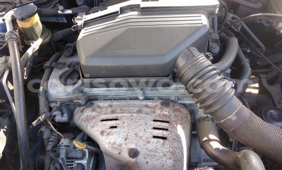 Sayi Na hannu Toyota RAV4 Blue Mota in Cotonou a Benin Sayi Na hannu Toyota RAV4 Blue Mota in Cotonou a Benin