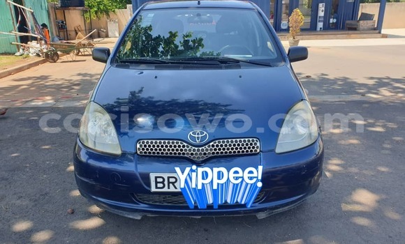 Acheter Occasion Voiture Toyota Yaris Bleu à Cotonou, Benin Acheter Occasion Voiture Toyota Yaris Bleu à Cotonou, Benin