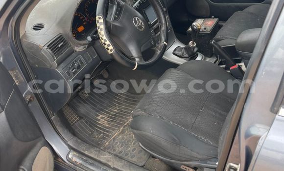 Acheter Occasion Voiture Toyota Avensis Gris à Cotonou, Benin Acheter Occasion Voiture Toyota Avensis Gris à Cotonou, Benin