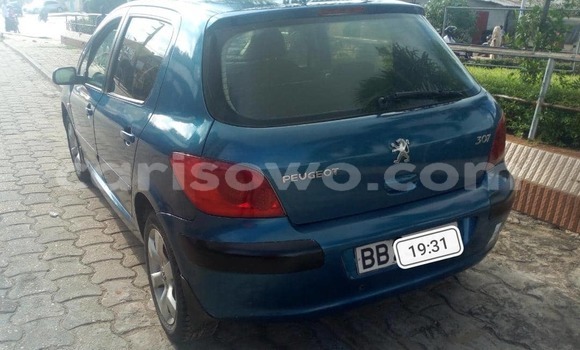 Ra Àlòkù Peugeot 307 Blue Ọkọ̀ in Cotonou ni Benin
