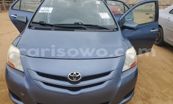 Buy Used Toyota Yaris Blue Car in Abomey Calavi in Benign Buy Used Toyota Yaris Blue Car in Abomey Calavi in Benign