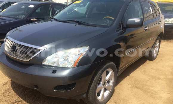 Sayi Na hannu Lexus RX 350 Green Mota in Porto Novo a Benin Sayi Na hannu Lexus RX 350 Green Mota in Porto Novo a Benin