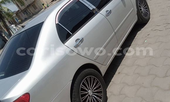 Ra Àlòkù Toyota Corolla Silver Ọkọ̀ in Abomey Calavi ni Benin Ra Àlòkù Toyota Corolla Silver Ọkọ̀ in Abomey Calavi ni Benin