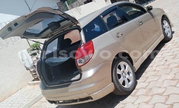 Acheter Occasion Voiture Toyota Matrix Beige à Cotonou, Benin Acheter Occasion Voiture Toyota Matrix Beige à Cotonou, Benin