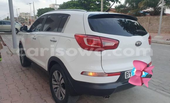 Buy Used Kia Sportage Silver Car in Cotonou in Benign Buy Used Kia Sportage Silver Car in Cotonou in Benign