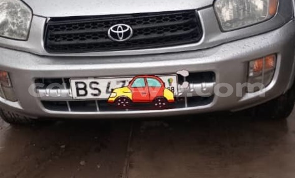 Ra Àlòkù Toyota RAV4 Silver Ọkọ̀ in Cotonou ni Benin Ra Àlòkù Toyota RAV4 Silver Ọkọ̀ in Cotonou ni Benin