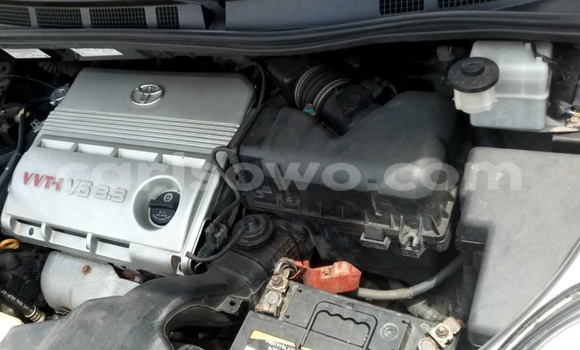 Sayi Na hannu Toyota Sienna Brown Mota in Cotonou a Benin Sayi Na hannu Toyota Sienna Brown Mota in Cotonou a Benin