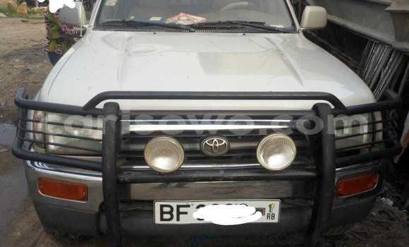 Sayi Na hannu Toyota 4Runner Azurfa Mota in Cotonou a Benin