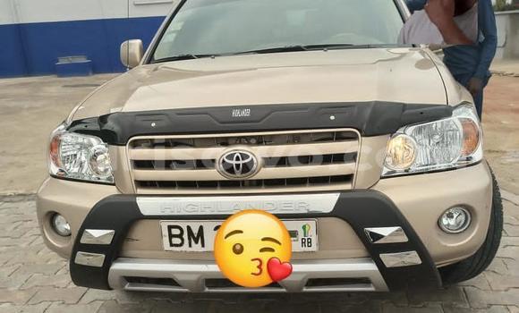 Acheter Occasion Voiture Toyota Highlander Beige à Cotonou, Benin Acheter Occasion Voiture Toyota Highlander Beige à Cotonou, Benin