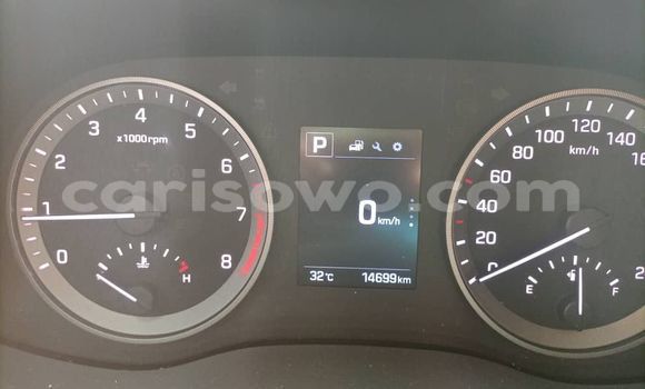 Sayi Na hannu Hyundai Tucson White Mota in Cotonou a Benin Sayi Na hannu Hyundai Tucson White Mota in Cotonou a Benin