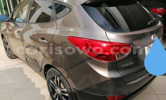 Sayi Na hannu Hyundai Tucson Brown Mota in Cotonou a Benin Sayi Na hannu Hyundai Tucson Brown Mota in Cotonou a Benin