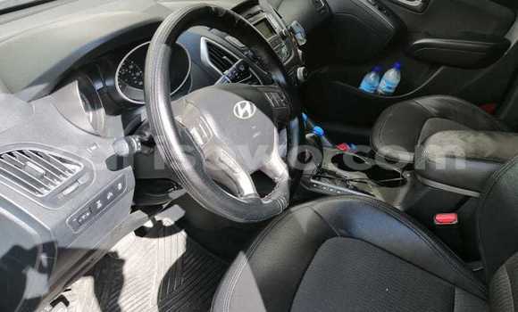 Sayi Na hannu Hyundai Tucson Brown Mota in Cotonou a Benin Sayi Na hannu Hyundai Tucson Brown Mota in Cotonou a Benin