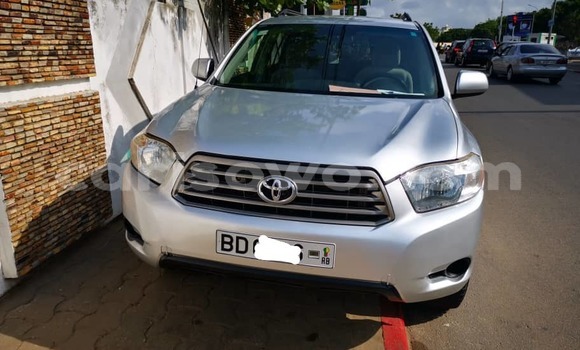 Motoci sayarwa a ciki benin - carisowo