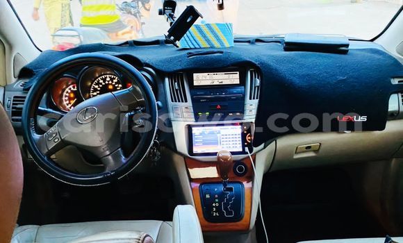 Acheter Occasion Voiture Lexus RX 350 Blanc à Cotonou, Benin Acheter Occasion Voiture Lexus RX 350 Blanc à Cotonou, Benin