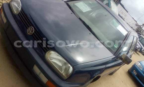 Acheter Occasion Voiture Volkswagen Golf Bleu à Porto Novo, Benin Acheter Occasion Voiture Volkswagen Golf Bleu à Porto Novo, Benin