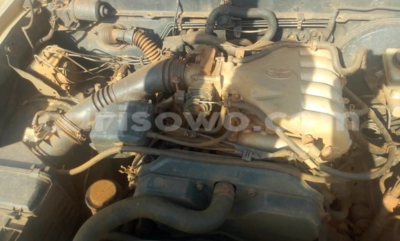 Acheter Occasion Voiture Toyota Tacoma Beige à Cotonou, Benin Acheter Occasion Voiture Toyota Tacoma Beige à Cotonou, Benin