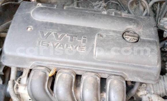 Sayi Na hannu Toyota Matrix Blue Mota in Cotonou a Benin Sayi Na hannu Toyota Matrix Blue Mota in Cotonou a Benin