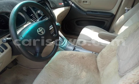 Sayi Na hannu Toyota Highlander Azurfa Mota in Cotonou a Benin Sayi Na hannu Toyota Highlander Azurfa Mota in Cotonou a Benin