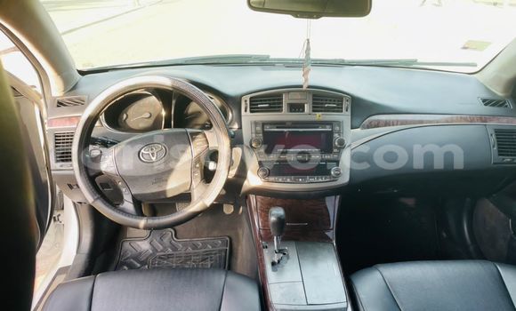 Sayi Na hannu Toyota Avalon White Mota in Cotonou a Benin Sayi Na hannu Toyota Avalon White Mota in Cotonou a Benin