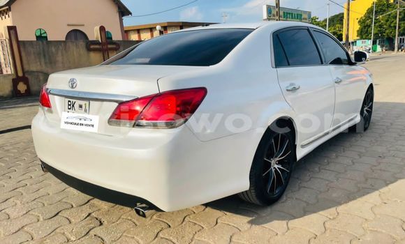 Sayi Na hannu Toyota Avalon White Mota in Cotonou a Benin Sayi Na hannu Toyota Avalon White Mota in Cotonou a Benin
