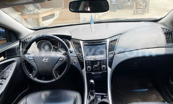Sayi Na hannu Hyundai Sonata Blue Mota in Cotonou a Benin Sayi Na hannu Hyundai Sonata Blue Mota in Cotonou a Benin