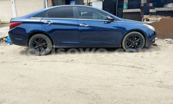 Sayi Na hannu Hyundai Sonata Blue Mota in Cotonou a Benin Sayi Na hannu Hyundai Sonata Blue Mota in Cotonou a Benin