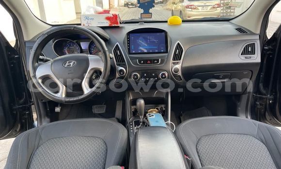 Acheter Occasion Voiture Hyundai Tucson Noir à Cotonou, Benin Acheter Occasion Voiture Hyundai Tucson Noir à Cotonou, Benin