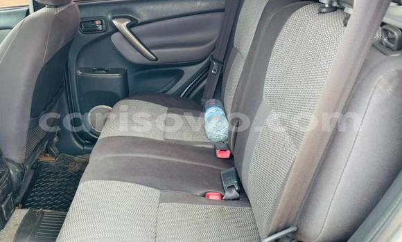 Acheter Occasion Voiture Toyota RAV4 Gris à Porto Novo, Benin Acheter Occasion Voiture Toyota RAV4 Gris à Porto Novo, Benin