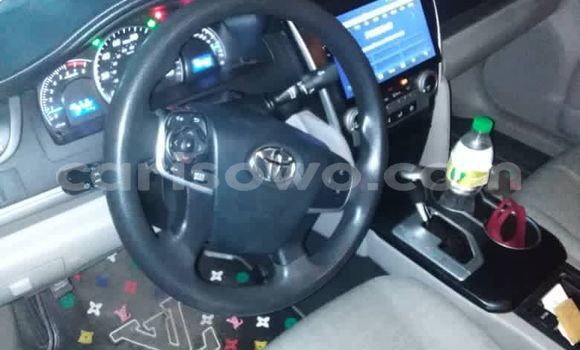 Ra Àlòkù Toyota Camry Black Ọkọ̀ in Cotonou ni Benin Ra Àlòkù Toyota Camry Black Ọkọ̀ in Cotonou ni Benin