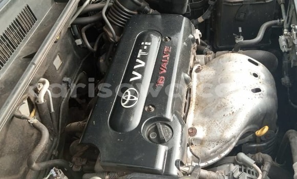 Ra Àlòkù Toyota RAV4 Silver Ọkọ̀ in Cotonou ni Benin Ra Àlòkù Toyota RAV4 Silver Ọkọ̀ in Cotonou ni Benin