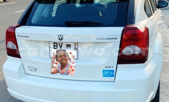 Acheter Occasion Voiture Dodge Caliber Blanc à Cotonou, Benin