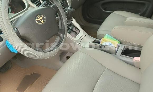 Sayi Na hannu Toyota Highlander Azurfa Mota in Cotonou a Benin Sayi Na hannu Toyota Highlander Azurfa Mota in Cotonou a Benin