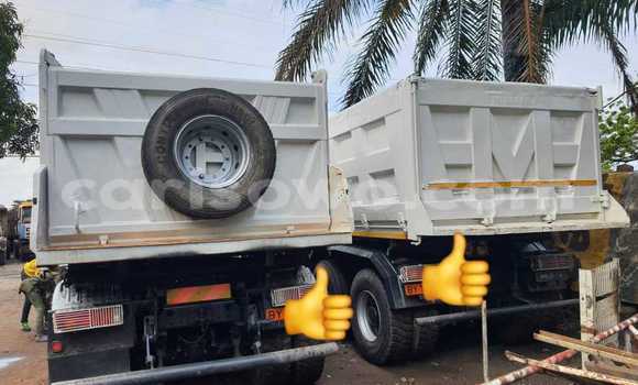 Acheter Occasion Voiture Marlin 5EXi Blanc à Cotonou, Benin Acheter Occasion Voiture Marlin 5EXi Blanc à Cotonou, Benin