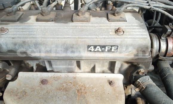 Sayi Na hannu Toyota Avensis Azurfa Mota in Cotonou a Benin Sayi Na hannu Toyota Avensis Azurfa Mota in Cotonou a Benin