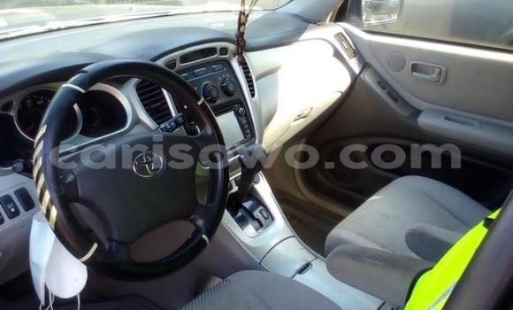 Ra Àlòkù Toyota Highlander Blue Ọkọ̀ in Cotonou ni Benin Ra Àlòkù Toyota Highlander Blue Ọkọ̀ in Cotonou ni Benin