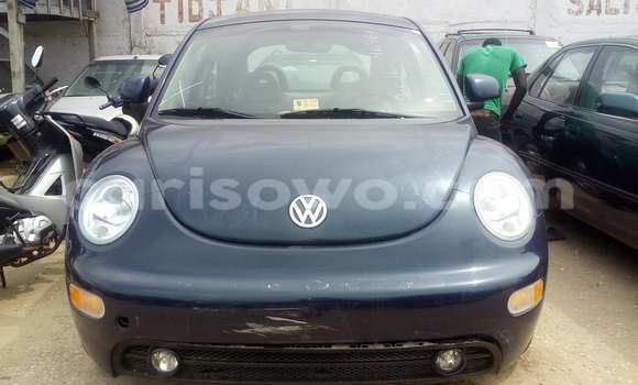 Acheter Occasion Voiture Volkswagen Beetle Bleu à Porto Novo, Benin Acheter Occasion Voiture Volkswagen Beetle Bleu à Porto Novo, Benin
