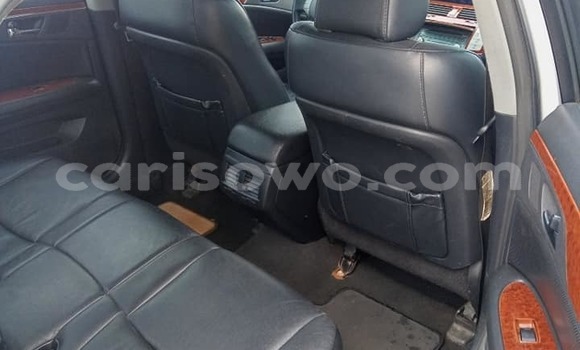 Sayi Na hannu Toyota Avalon Azurfa Mota in Cotonou a Benin Sayi Na hannu Toyota Avalon Azurfa Mota in Cotonou a Benin