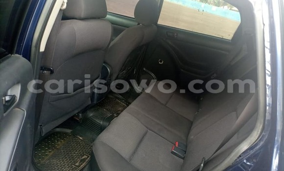 Sayi Na hannu Pontiac Vibe Blue Mota in Cotonou a Benin Sayi Na hannu Pontiac Vibe Blue Mota in Cotonou a Benin