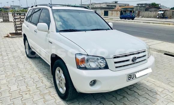 Sayi Na hannu Toyota Highlander White Mota in Cotonou a Benin Sayi Na hannu Toyota Highlander White Mota in Cotonou a Benin