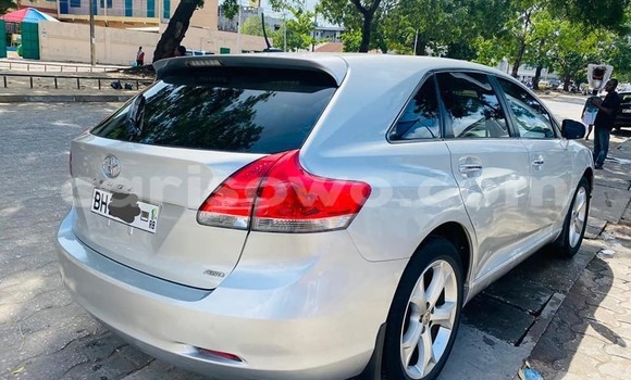 Sayi Na hannu Toyota Venza Azurfa Mota in Cotonou a Benin Sayi Na hannu Toyota Venza Azurfa Mota in Cotonou a Benin