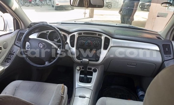 Acheter Occasion Voiture Toyota Highlander Gris à Cotonou, Benin Acheter Occasion Voiture Toyota Highlander Gris à Cotonou, Benin