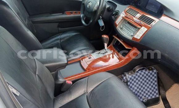 Buy Used Toyota Avalon Silver Car in Cotonou in Benign Buy Used Toyota Avalon Silver Car in Cotonou in Benign