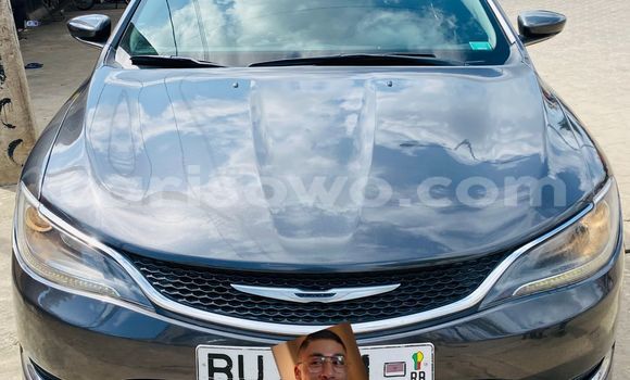 Sayi Na hannu Chrysler Cirrus Azurfa Mota in Cotonou a Benin