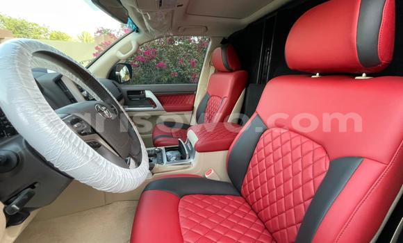 Ra Tuntun Toyota Land Cruiser Black Ọkọ̀ in Cotonou ni Benin Ra Tuntun Toyota Land Cruiser Black Ọkọ̀ in Cotonou ni Benin