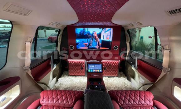 Ra Tuntun Toyota Land Cruiser Black Ọkọ̀ in Cotonou ni Benin Ra Tuntun Toyota Land Cruiser Black Ọkọ̀ in Cotonou ni Benin