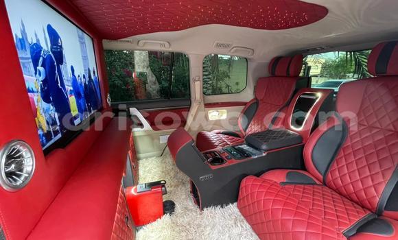 Ra Tuntun Toyota Land Cruiser Black Ọkọ̀ in Cotonou ni Benin Ra Tuntun Toyota Land Cruiser Black Ọkọ̀ in Cotonou ni Benin