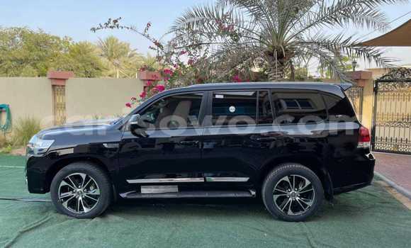 Acheter Occasion Voiture Toyota Land Cruiser Noir à Cotonou, Benin Acheter Occasion Voiture Toyota Land Cruiser Noir à Cotonou, Benin