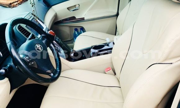 Acheter Occasion Voiture Toyota Venza Blanc à Cotonou, Benin